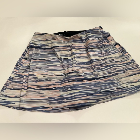 SKIRT SPORTS PURPLE PINK AND BLACK WOMEN’S ACTIVE SKORT - Picture 1 of 4